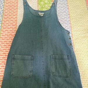 Denim Sleeveless Dress with Pockets